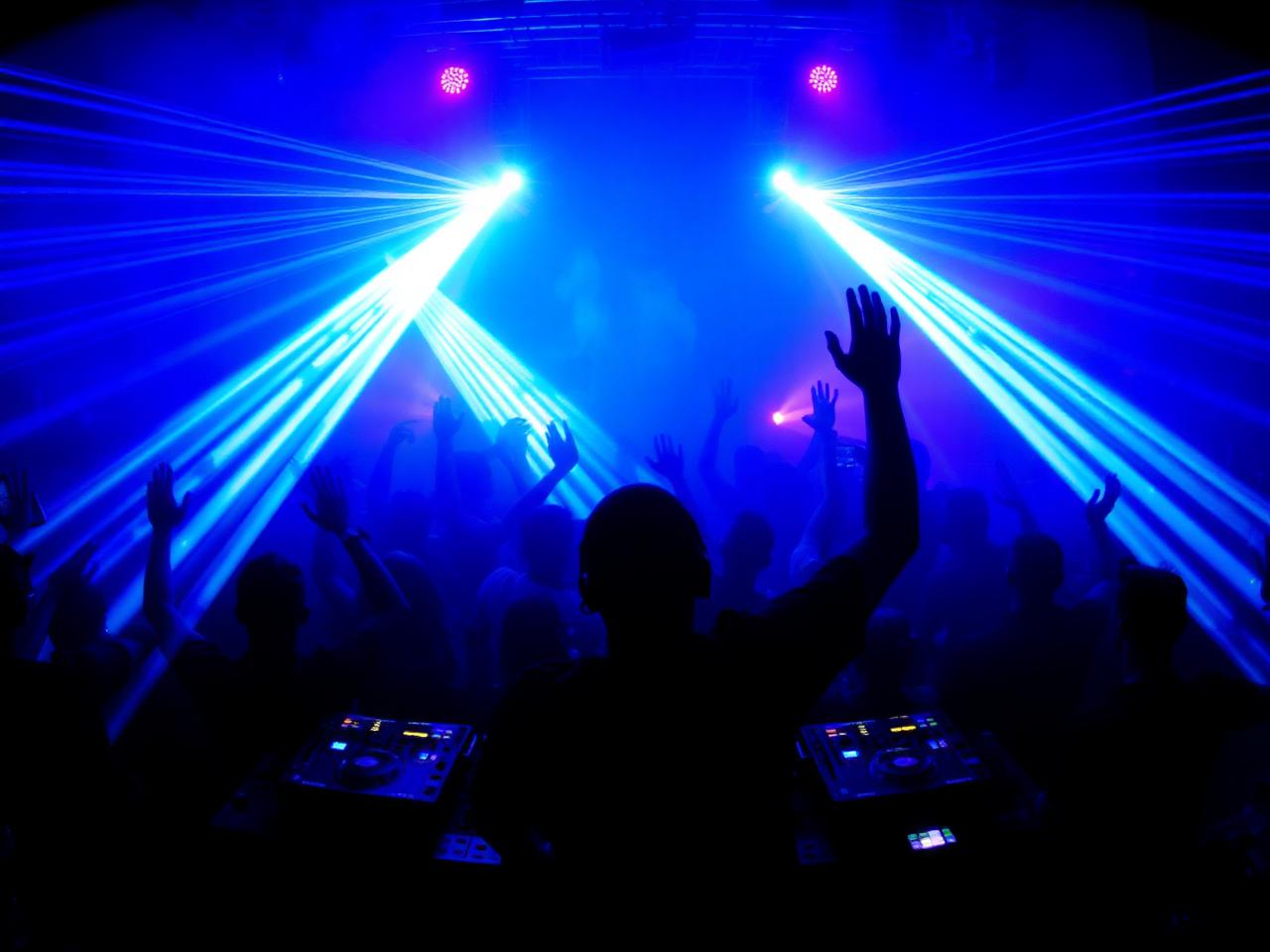 DJ at Freeze Banbury